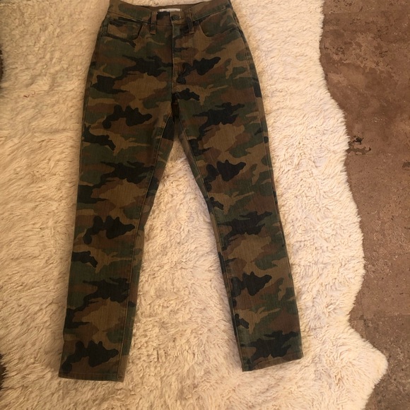 Madewell The High-Rise Slim Boyjean in Cottontail - Picture 4 of 6